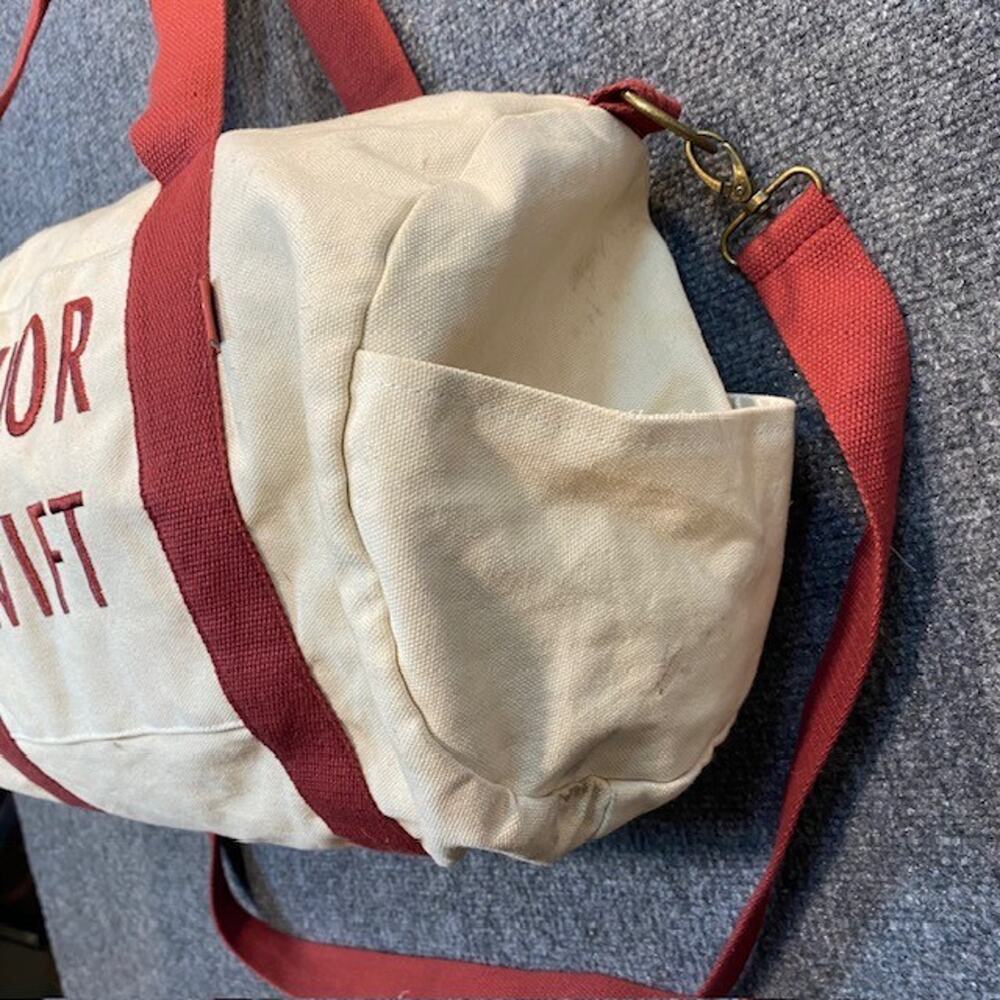 Taylor Swift Canvas Duffle Bag Red Taylors Versio… - image 4